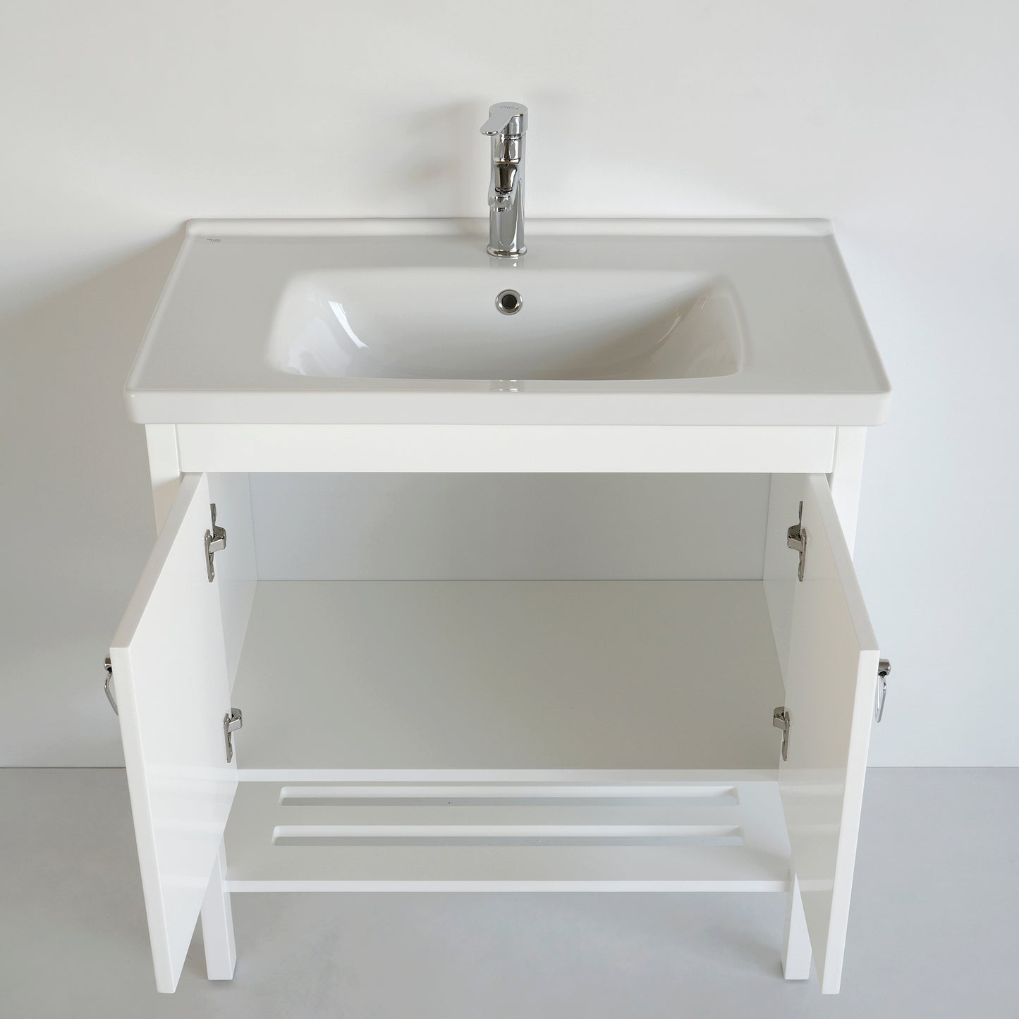 32 Inch White Polo Freestanding Single Sink Bathroom Vanity